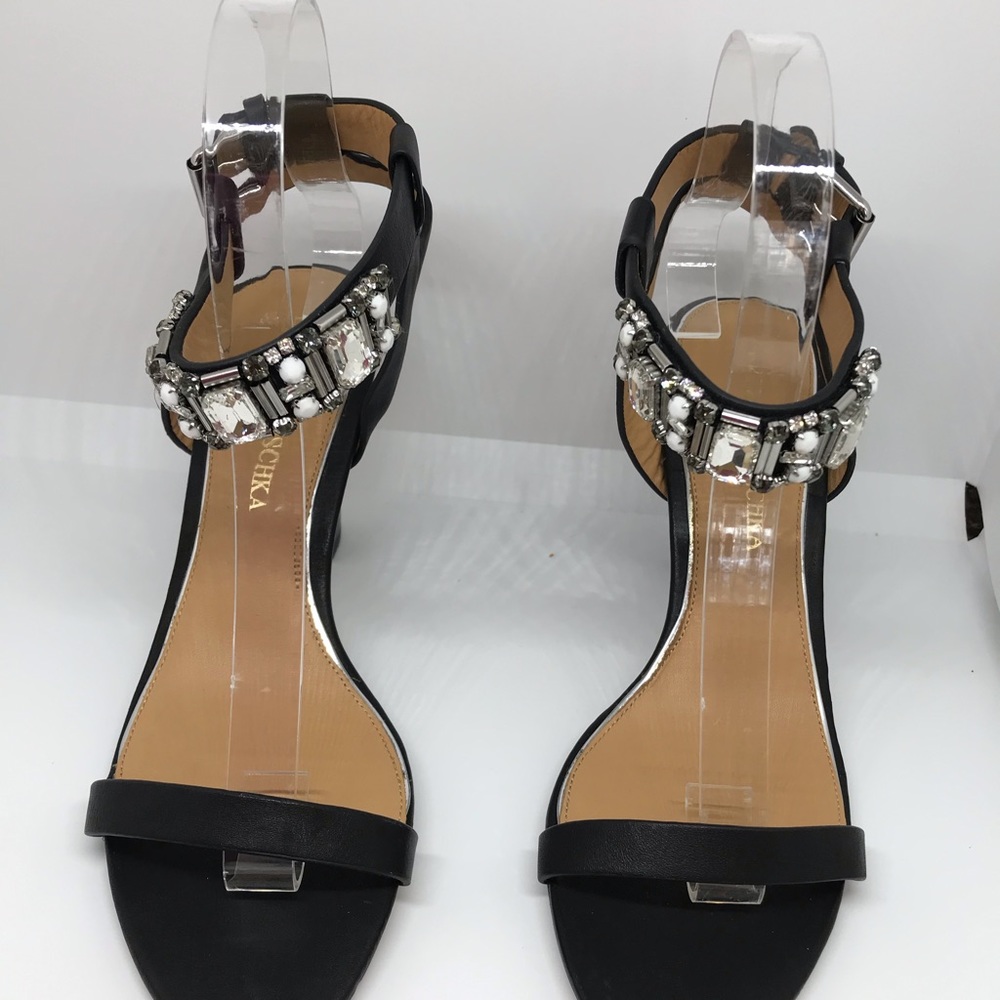 🦋 Gorgeous Badgley Mischka